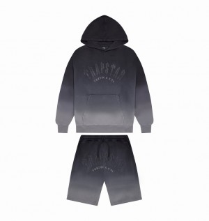 Trapstar Irongate Arch Chenille 黒 | TS-64889