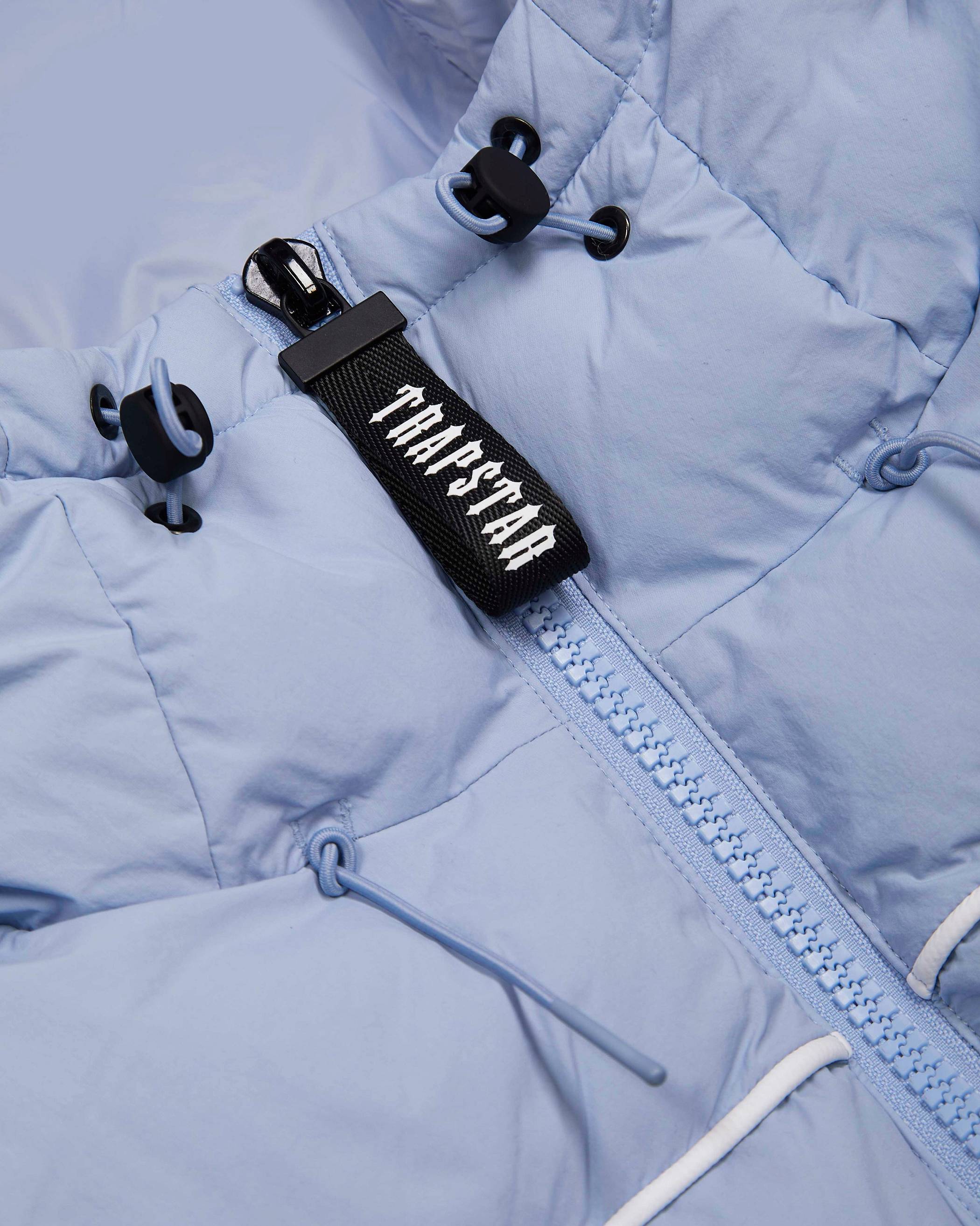 Trapstar Irongate Arch Pipping Puffer ライト青 | TS-65438