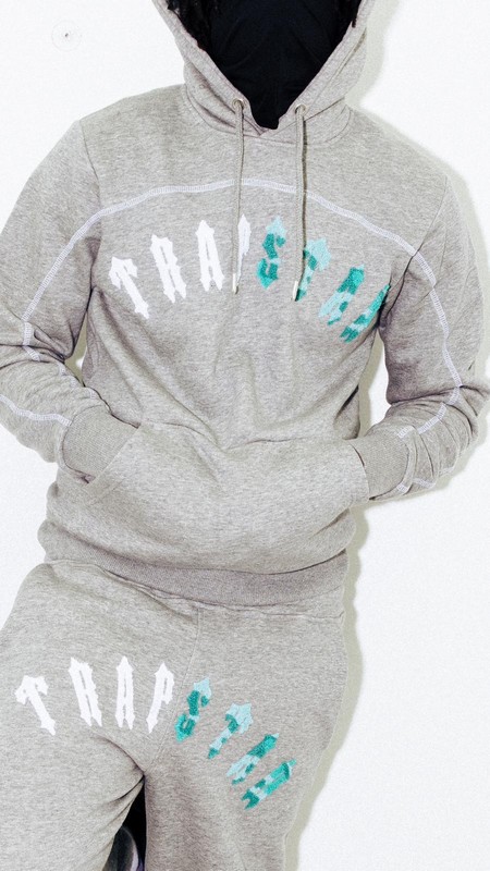 Trapstar Irongate Chenille Arch グレー 青 | TS-64882