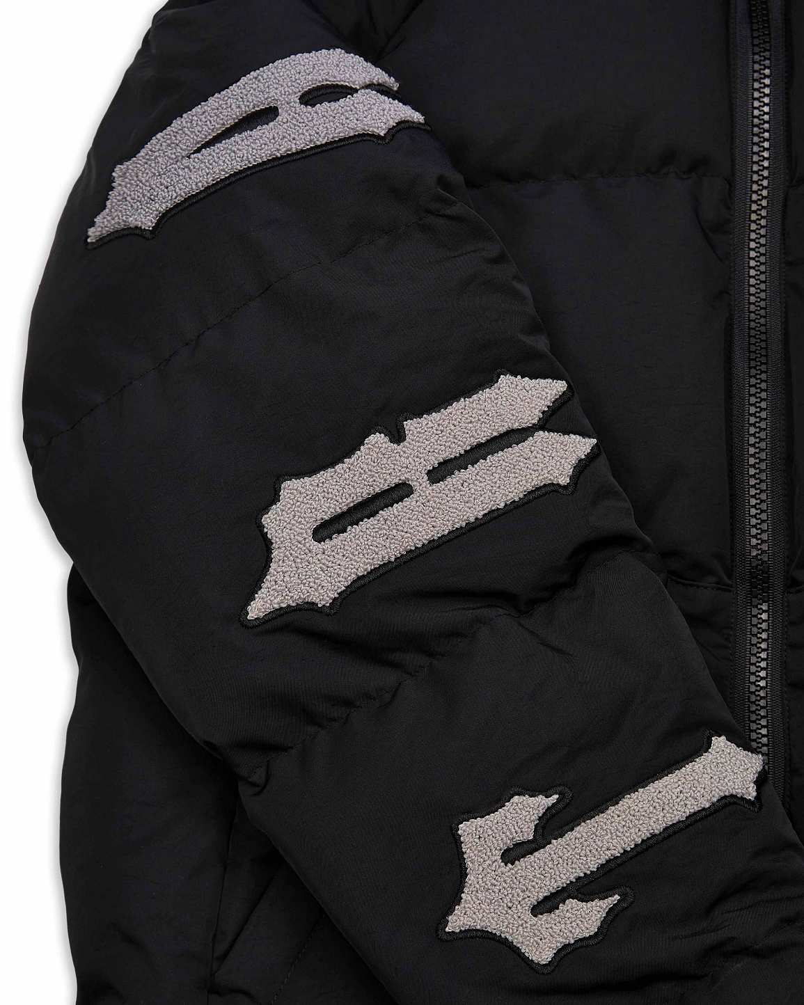 Trapstar Irongate Chenille Sleeve Puffer 黒 | TS-65430