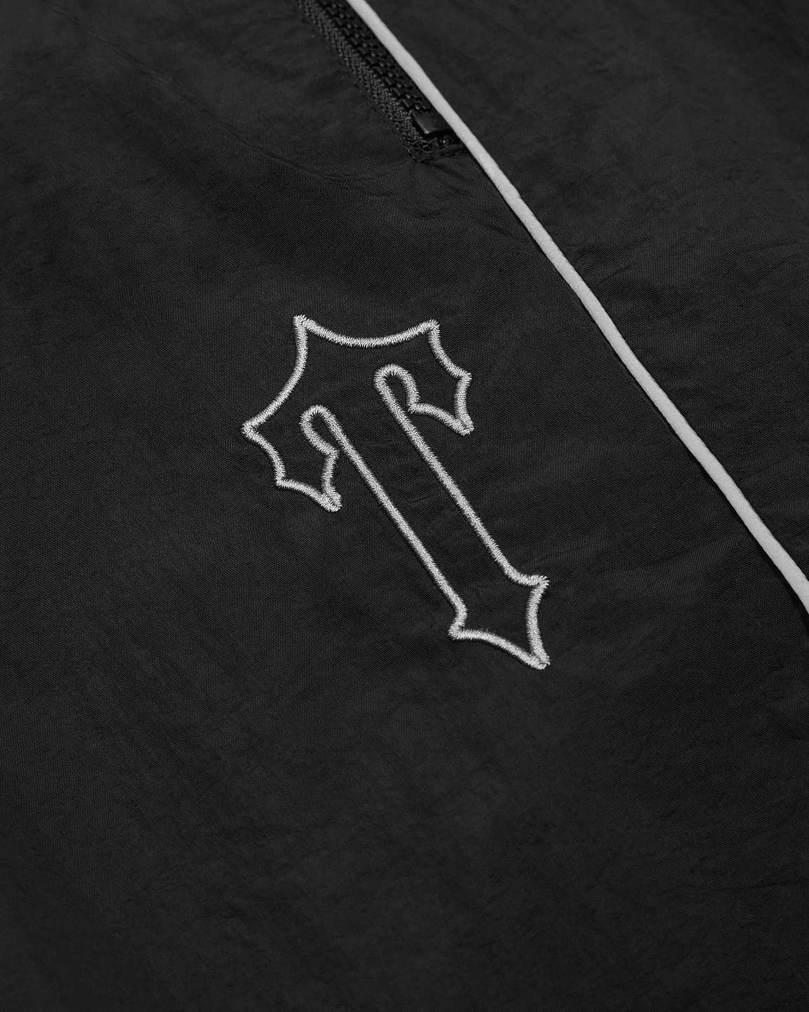 Trapstar Irongate T Panel Shell Tracksuit 黒 | TS-65377