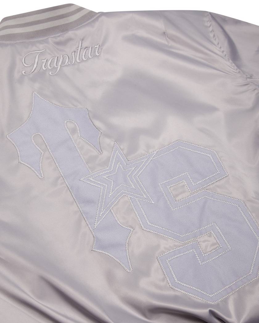 Trapstar Women’s Wildcard Stadium Jacket シルバー | TS-65164